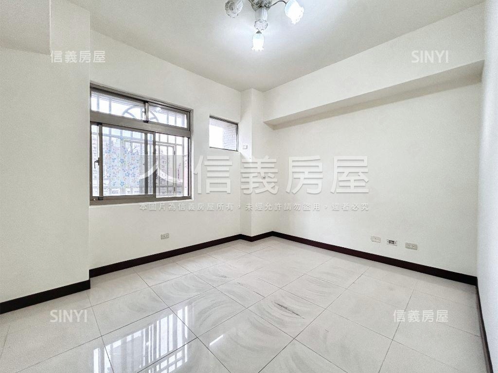 陸光高樓三房車位房屋室內格局與周邊環境