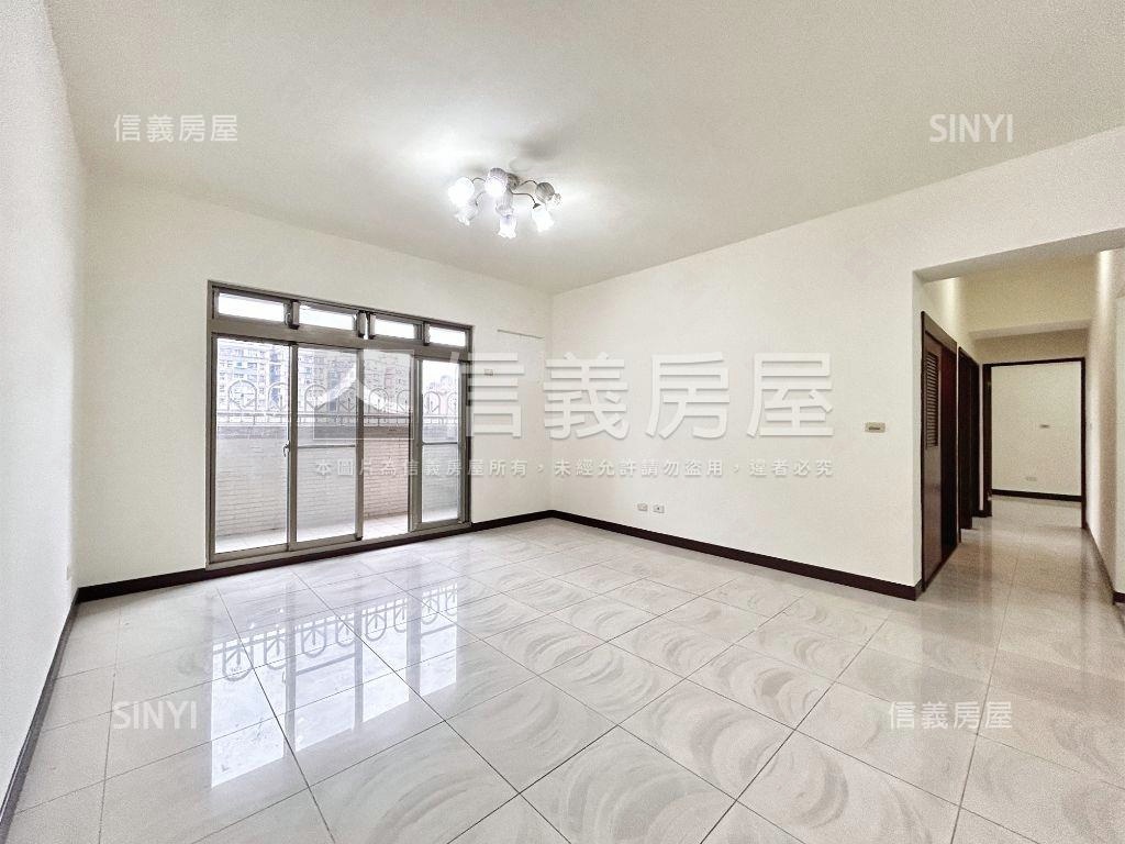 陸光高樓三房車位房屋室內格局與周邊環境