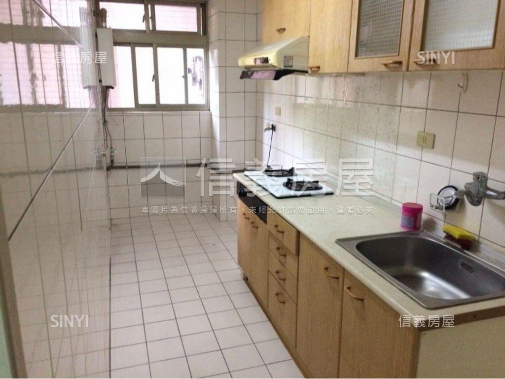 濱湖大第成家小資帶車位房屋室內格局與周邊環境