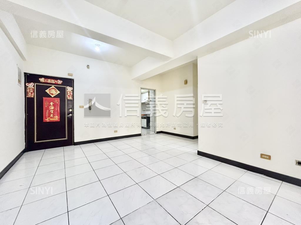 新領空好景三房房屋室內格局與周邊環境