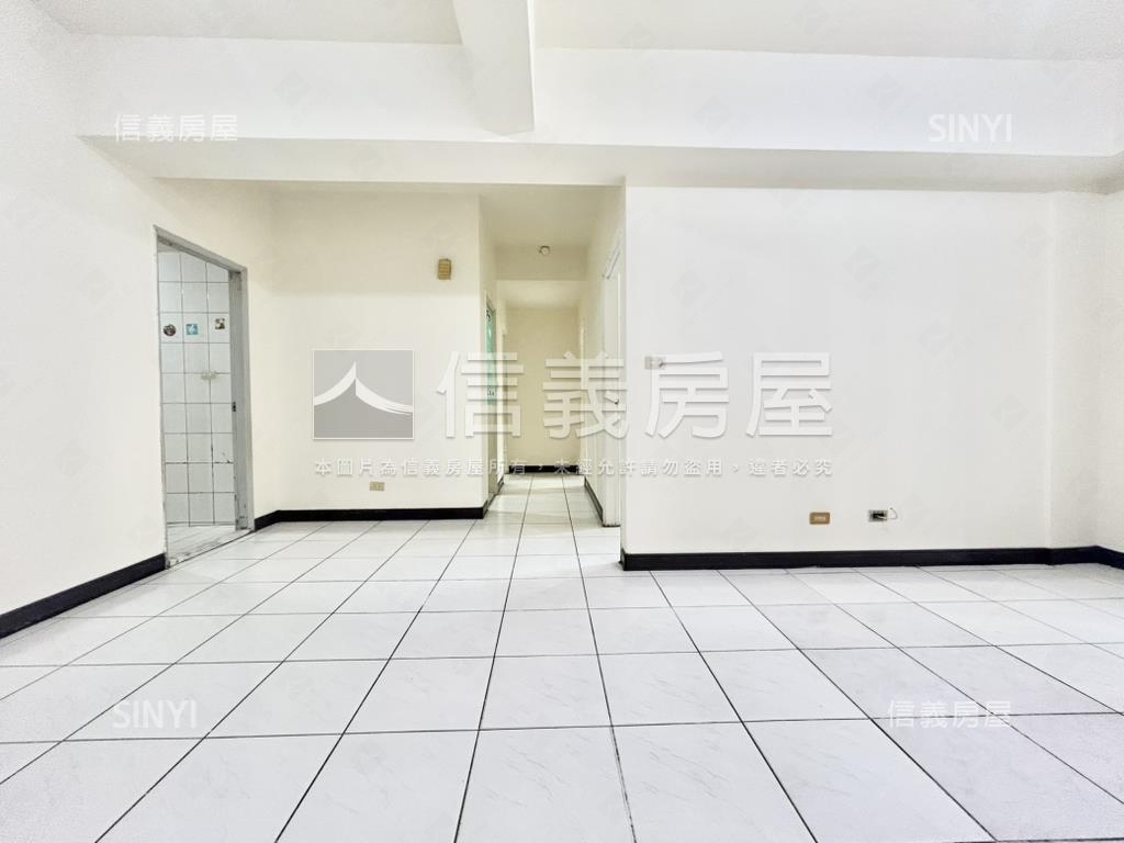 新領空好景三房房屋室內格局與周邊環境