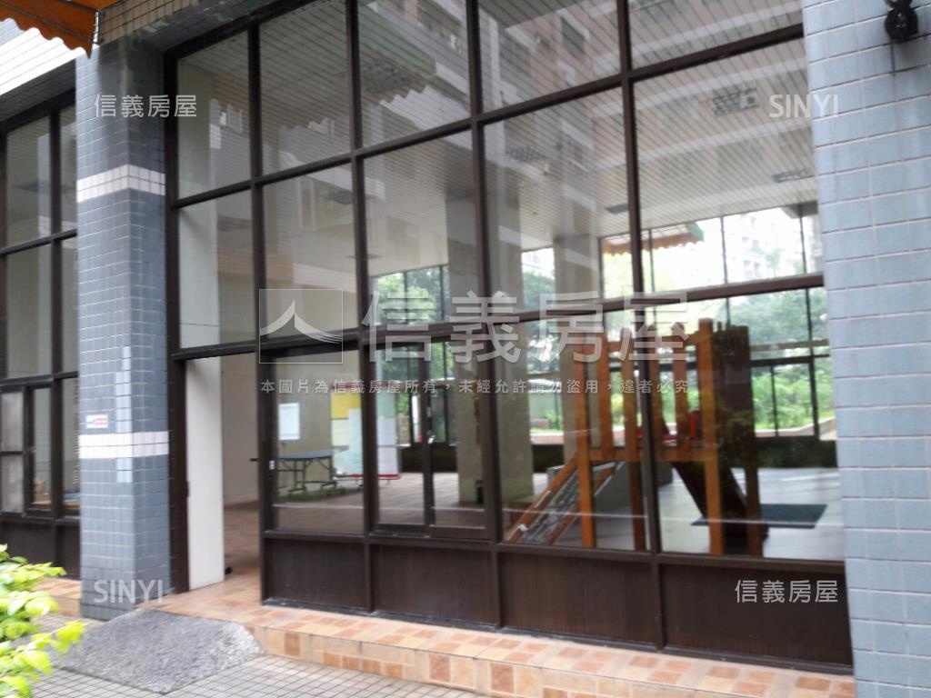 新領空好景三房房屋室內格局與周邊環境