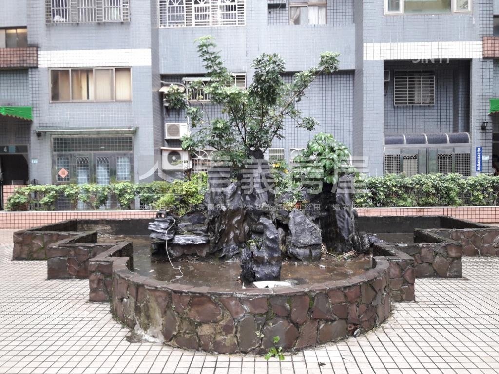 新領空好景三房房屋室內格局與周邊環境