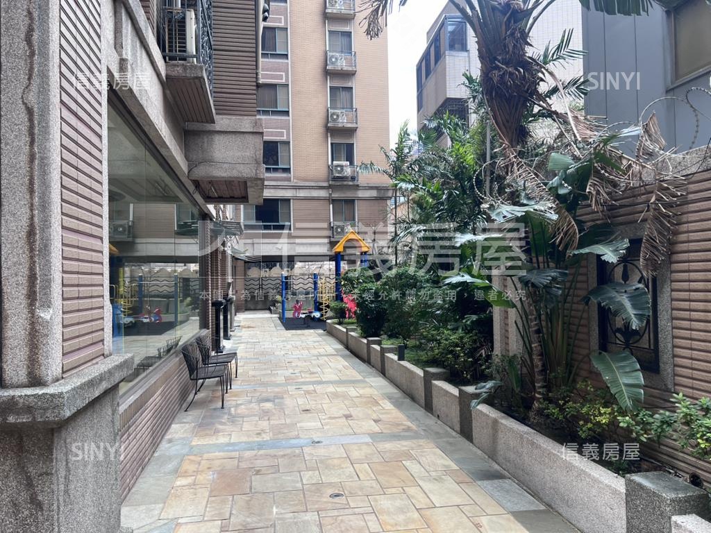 近小檜溪景觀４房車位房屋室內格局與周邊環境