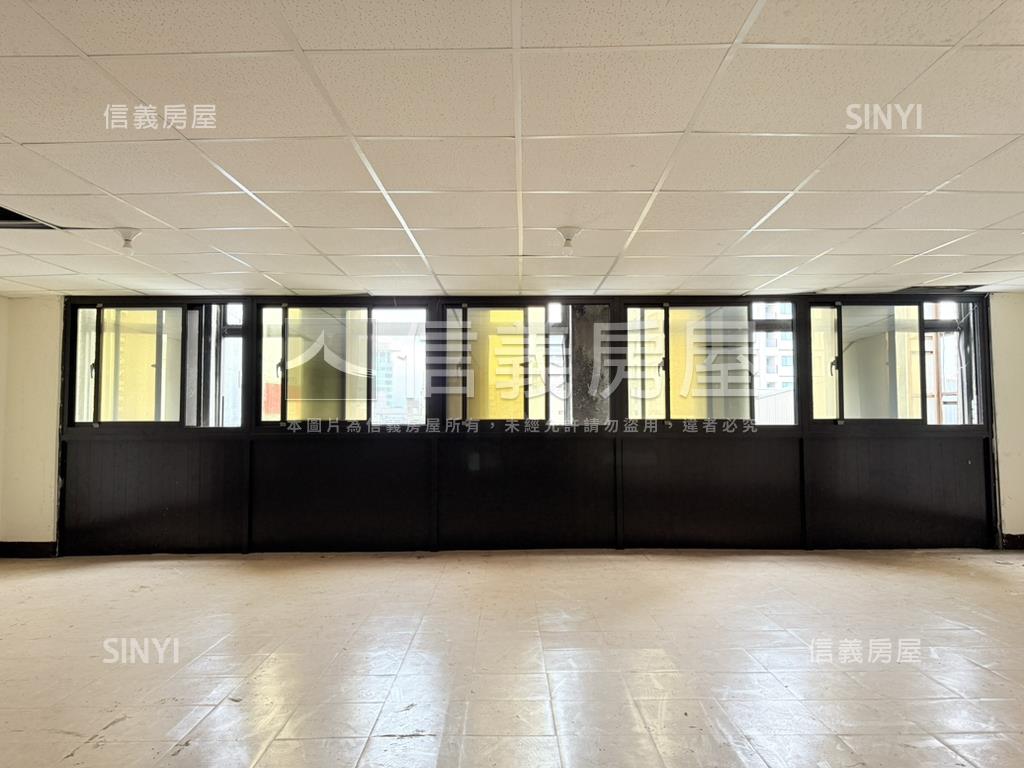 桃園中山路華廈房屋室內格局與周邊環境
