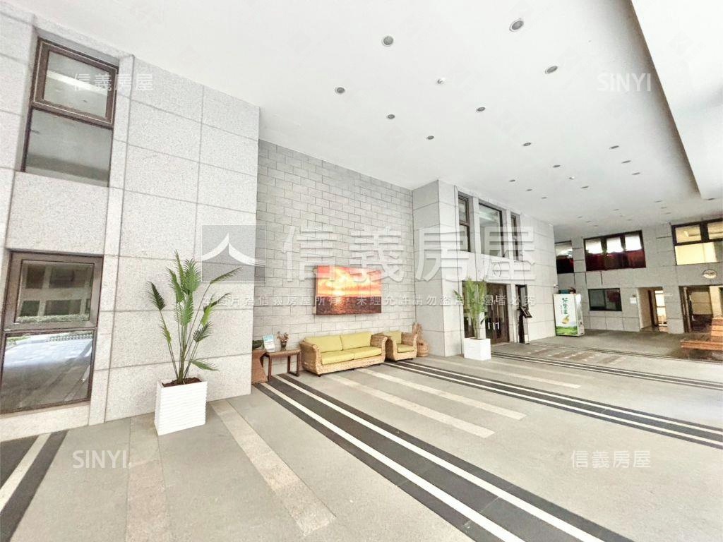 萬寶隆臨風兩房車位房屋室內格局與周邊環境