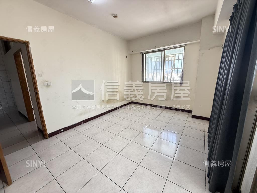 南興富邸三房平車遼闊市景房屋室內格局與周邊環境