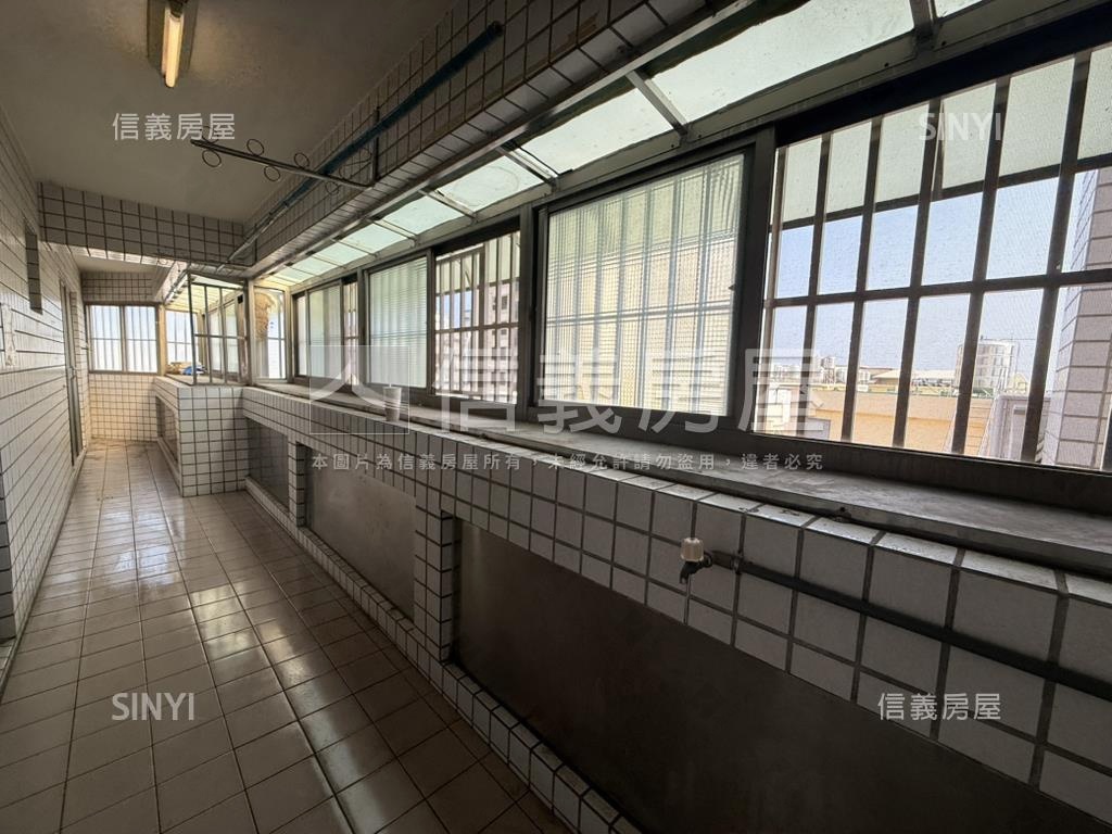 南興富邸三房平車遼闊市景房屋室內格局與周邊環境