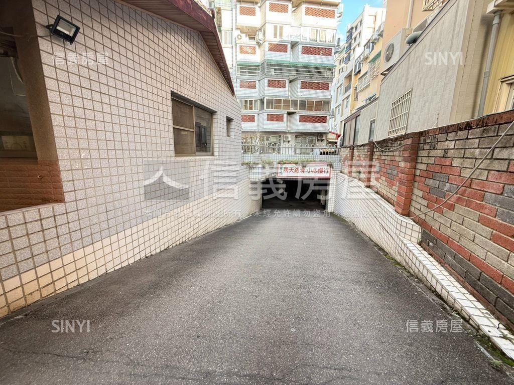 南興富邸三房平車遼闊市景房屋室內格局與周邊環境