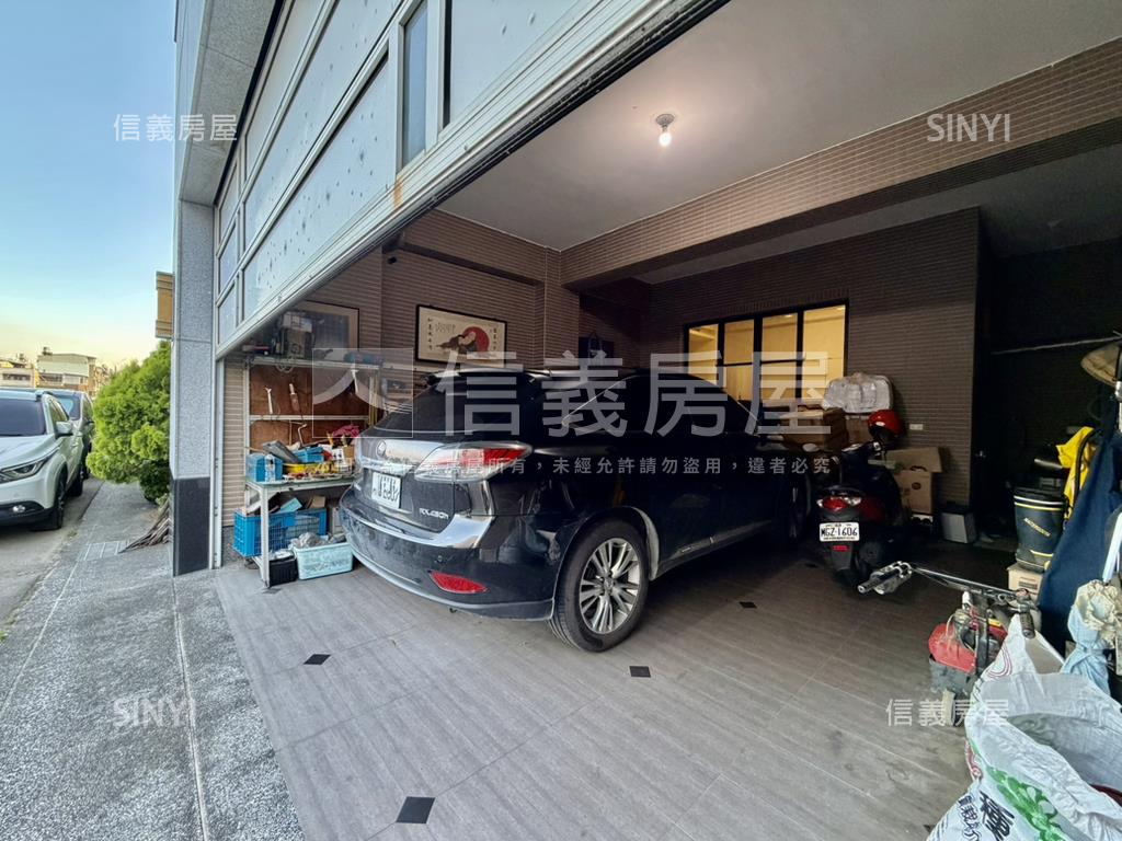 永安・領袖雙車豪邸房屋室內格局與周邊環境