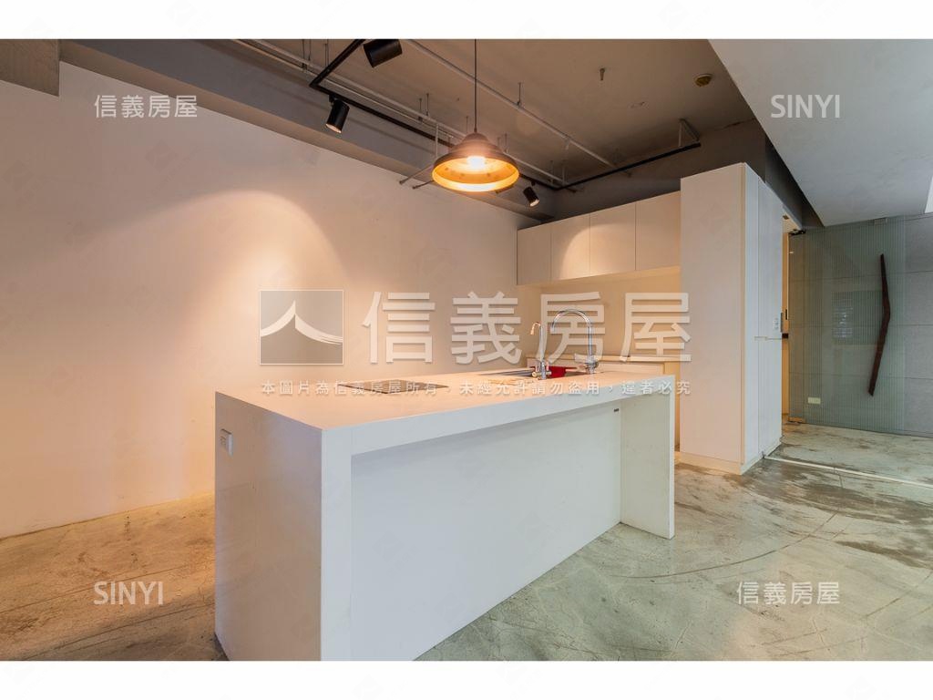 都峰苑優質高樓含大車位房屋室內格局與周邊環境