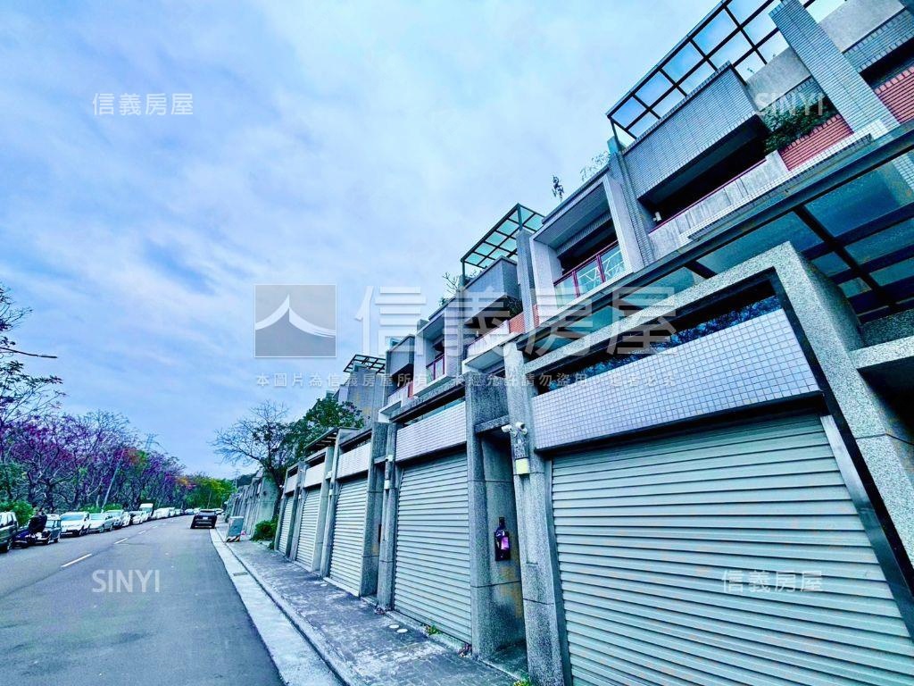 北屯臨路透天方便停車房屋室內格局與周邊環境