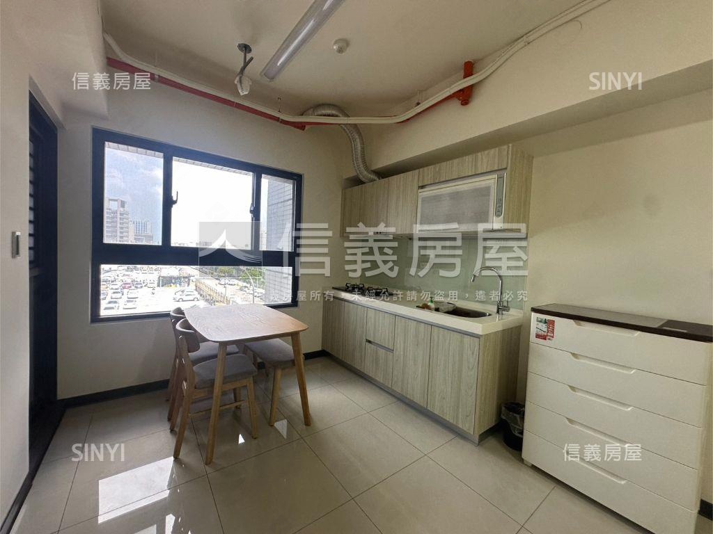 ✨青埔新潤Ａ１８三房車位房屋室內格局與周邊環境