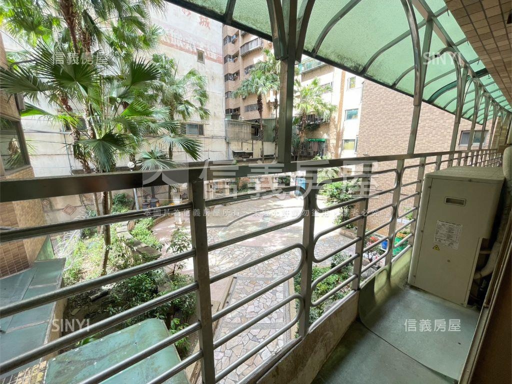 映皇府邸肆房車位房屋室內格局與周邊環境