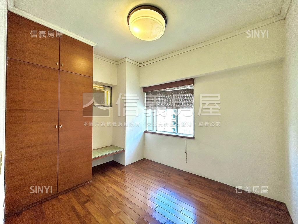公乙朝外採光美屋房屋室內格局與周邊環境
