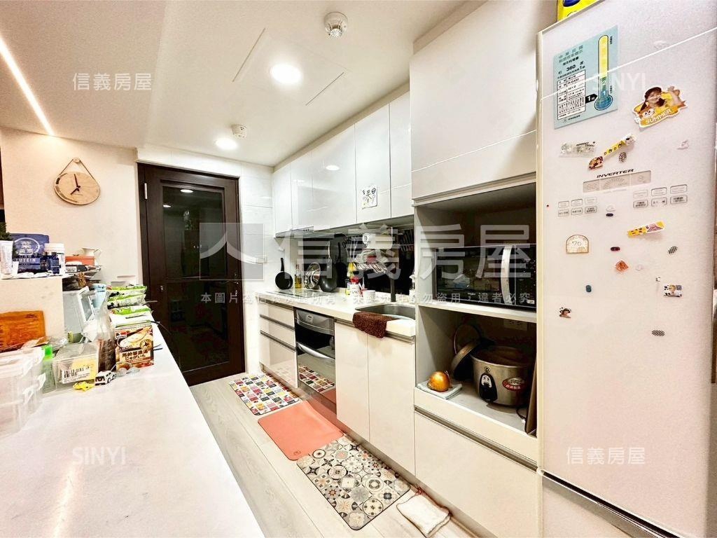 近書法公園雲詠精美兩房房屋室內格局與周邊環境