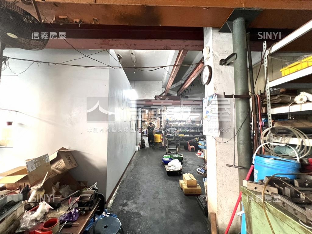 鹽和街大面寬甲工廠房房屋室內格局與周邊環境