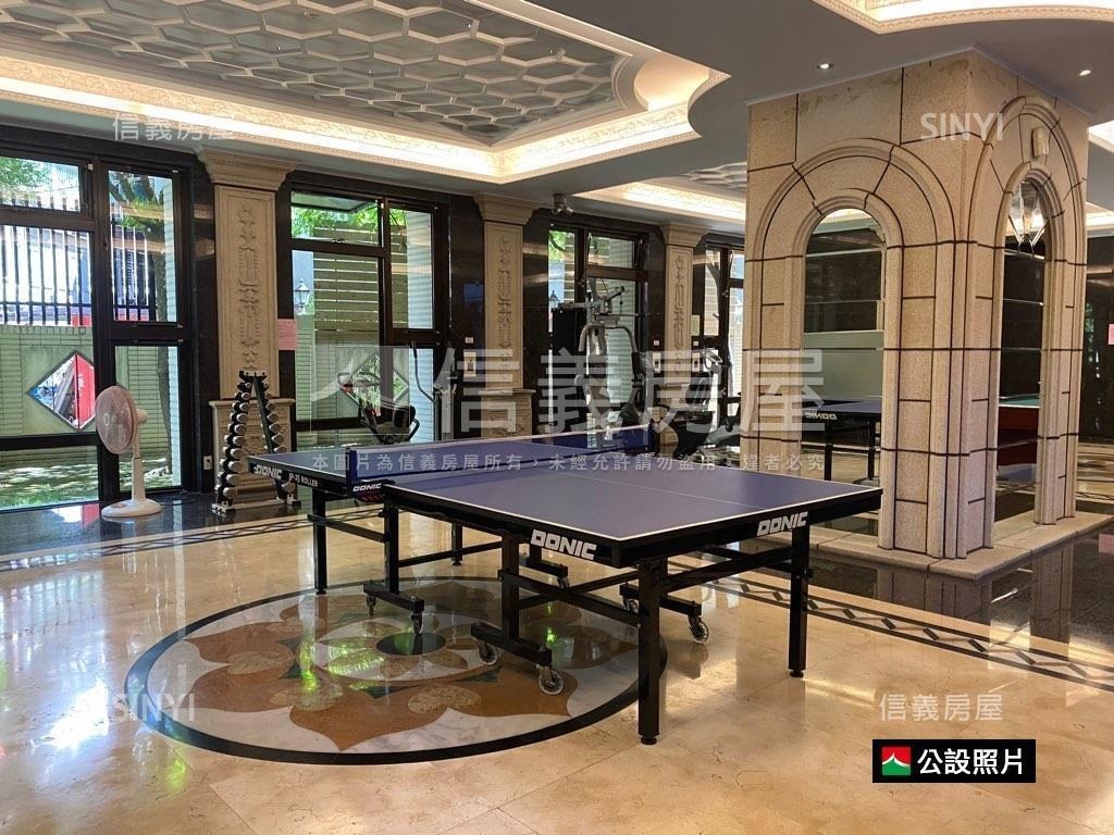 金富帝寶邊間美四房房屋室內格局與周邊環境