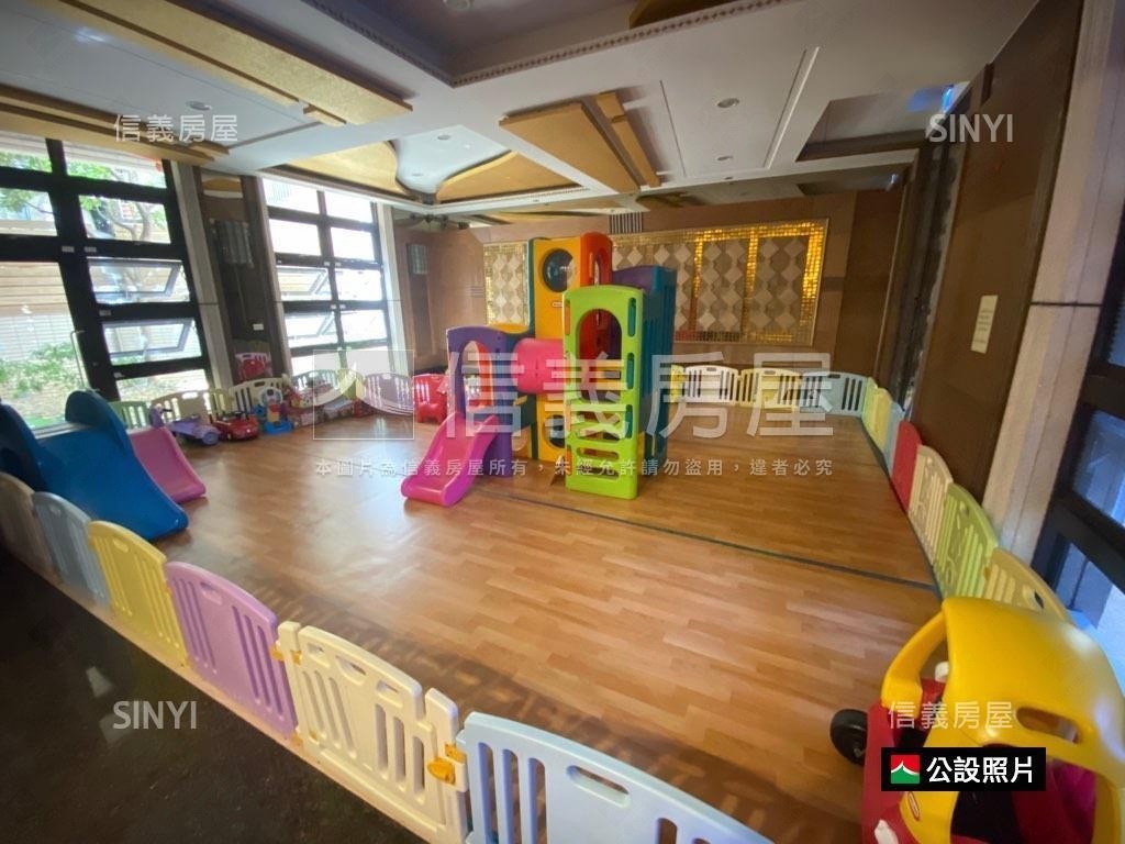 金富帝寶邊間美四房房屋室內格局與周邊環境