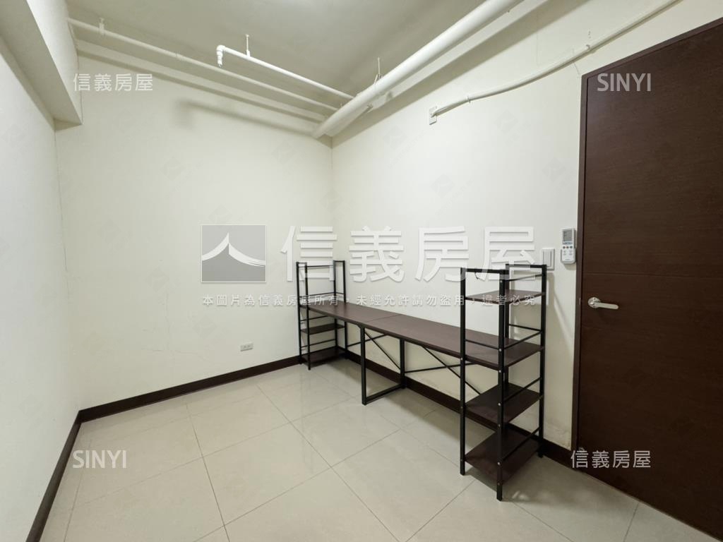 海洋都心二房房屋室內格局與周邊環境