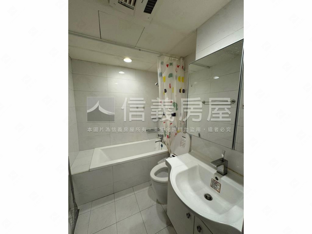 海洋都心二房房屋室內格局與周邊環境