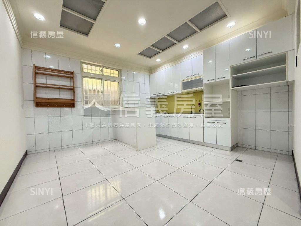 潭子美麗店住合一房屋室內格局與周邊環境