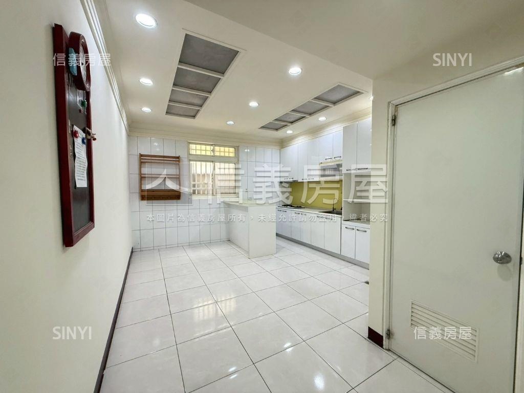 潭子美麗店住合一房屋室內格局與周邊環境