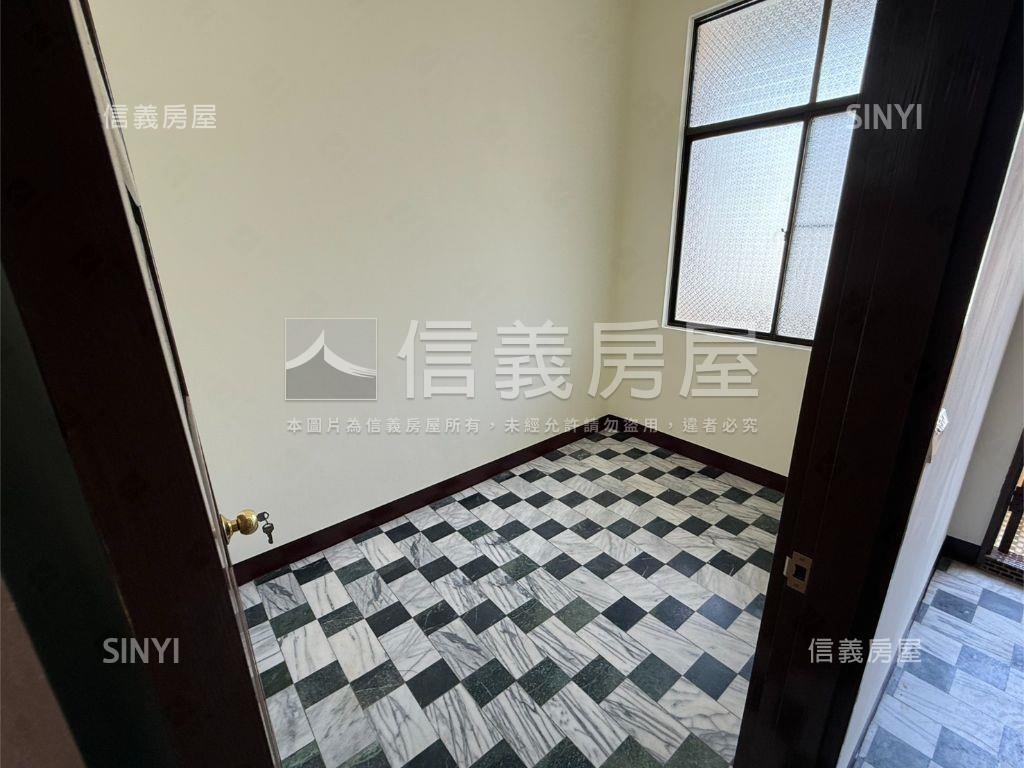 南區喜樹臨路悠居透天房屋室內格局與周邊環境