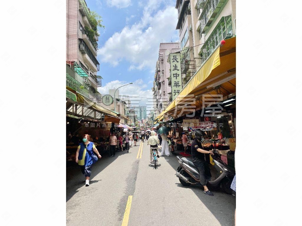 獨家信義區金店面房屋室內格局與周邊環境