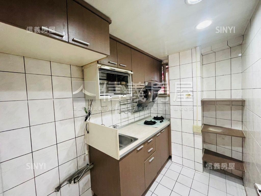 景新街大採光三房華廈房屋室內格局與周邊環境