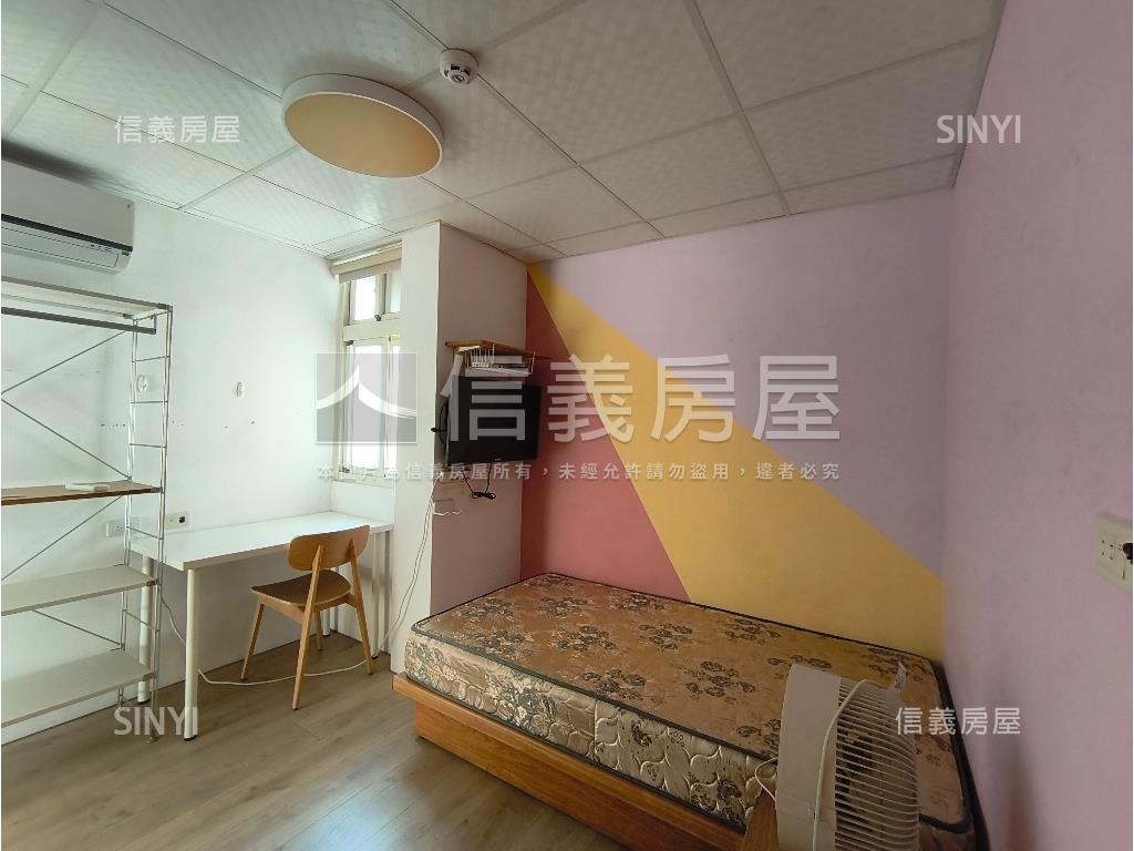 收租自用五房五衛公寓三樓房屋室內格局與周邊環境