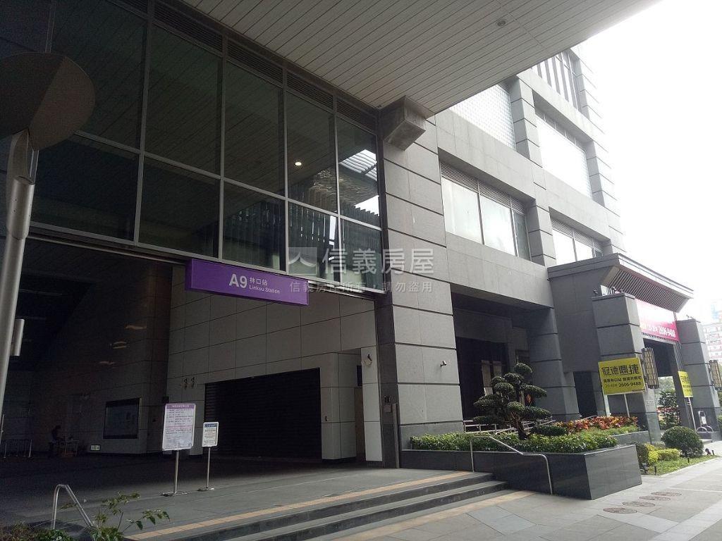 專任露台近公園三房車位房屋室內格局與周邊環境