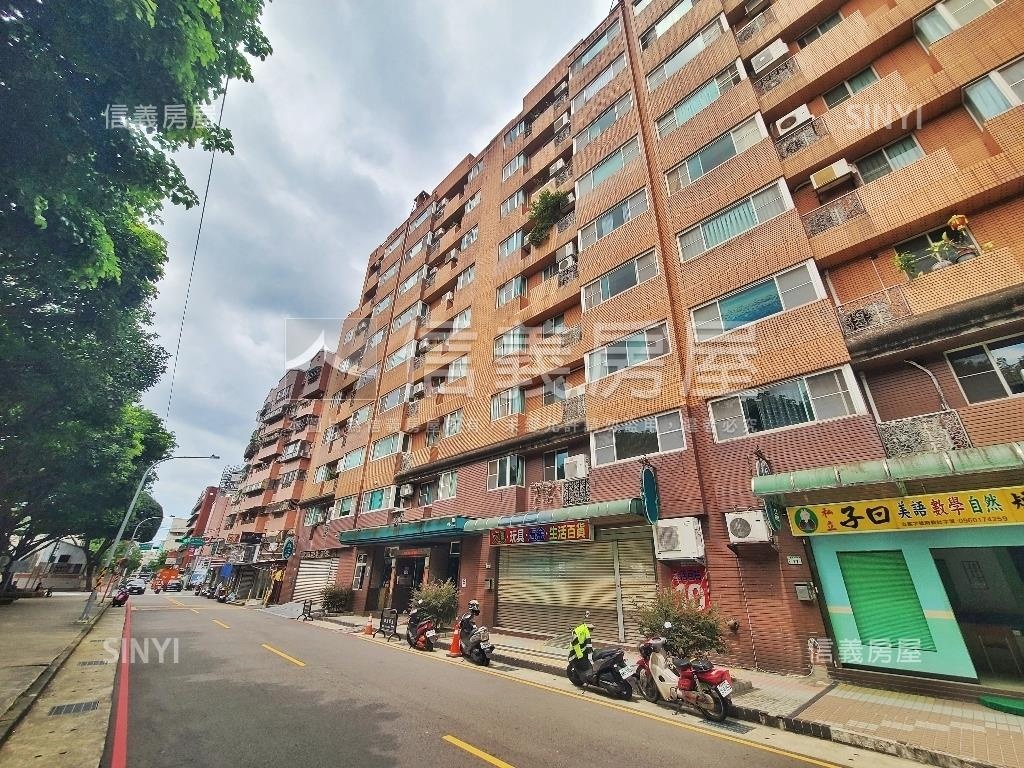 婦女館旁面寬店面房屋室內格局與周邊環境