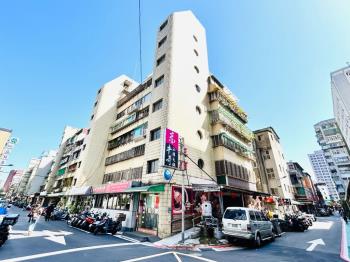 行天宮大面三角窗