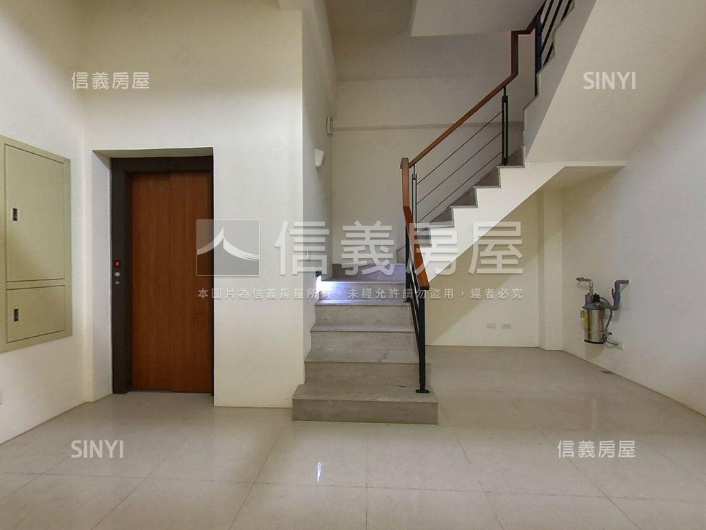 獨立森林店面別墅歡迎洽詢房屋室內格局與周邊環境