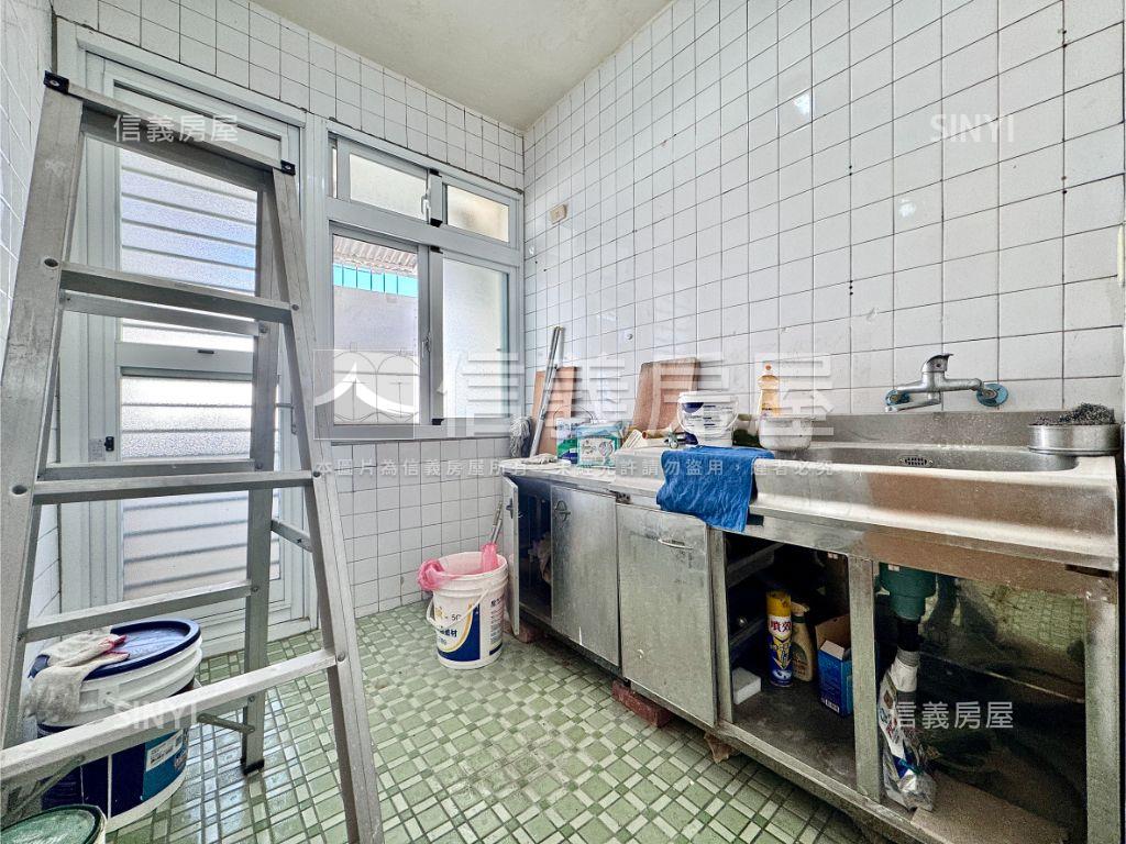 加昌國小對面三房房屋室內格局與周邊環境