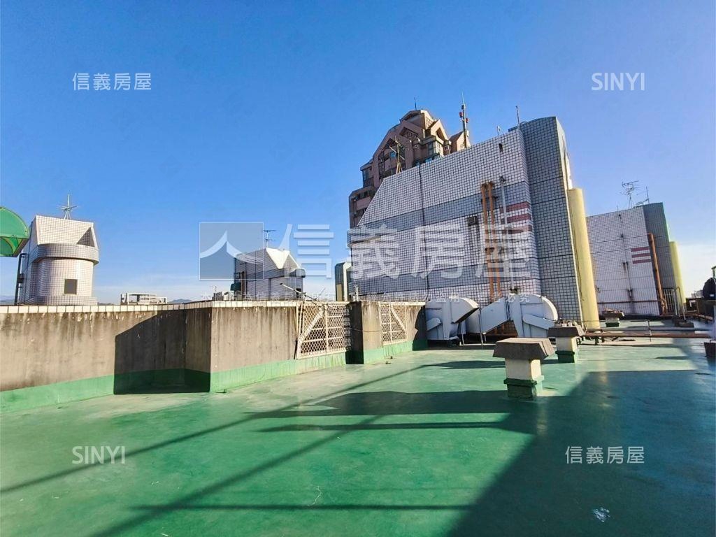 近好市多三房車位房屋室內格局與周邊環境