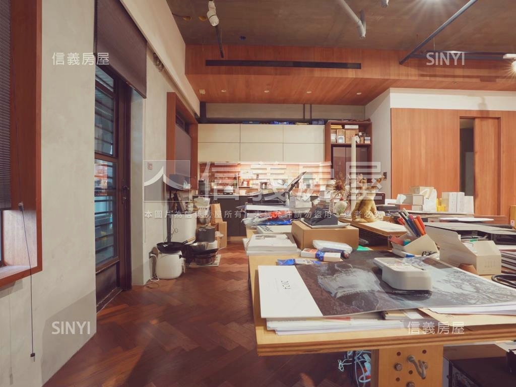 副都心站都峰苑房屋室內格局與周邊環境