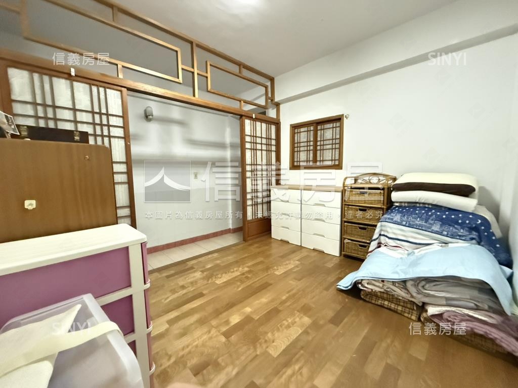 學校旁健康三街店住房屋室內格局與周邊環境