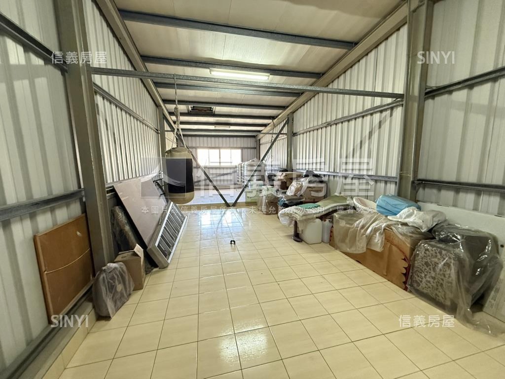 學校旁健康三街店住房屋室內格局與周邊環境