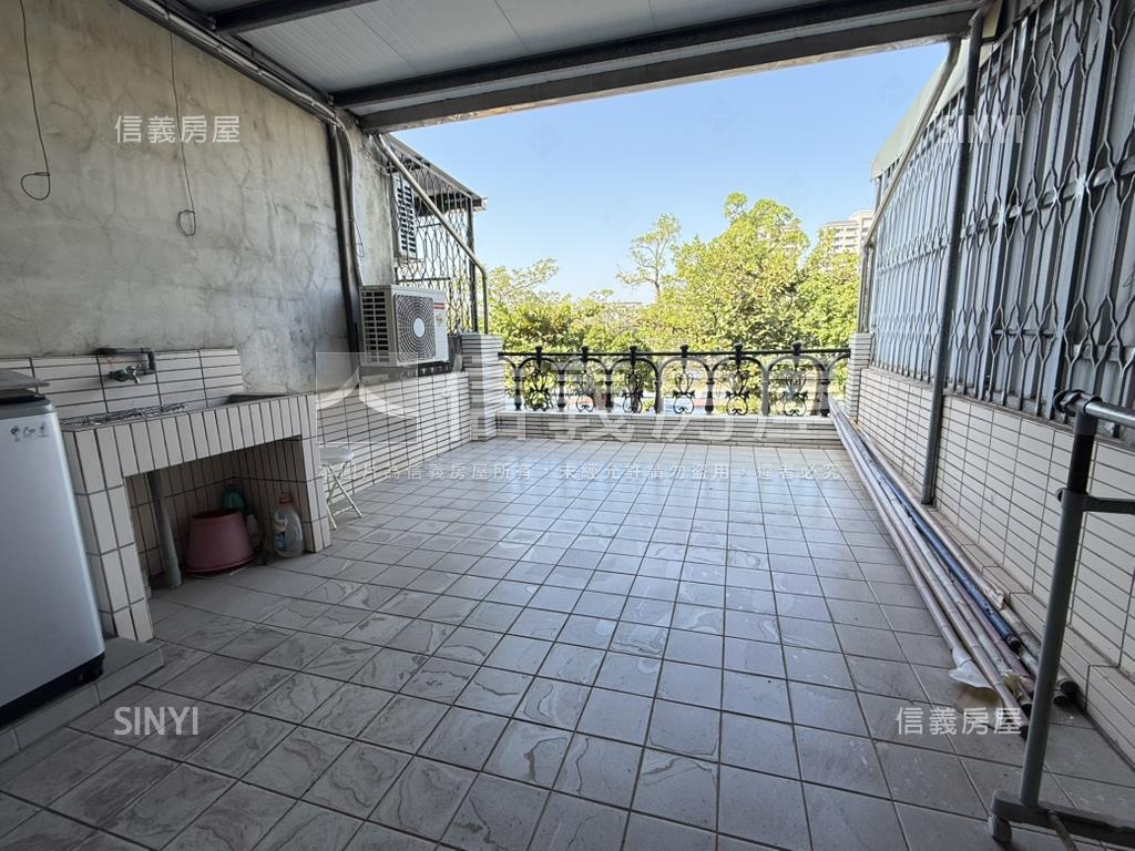 學校旁健康三街店住房屋室內格局與周邊環境