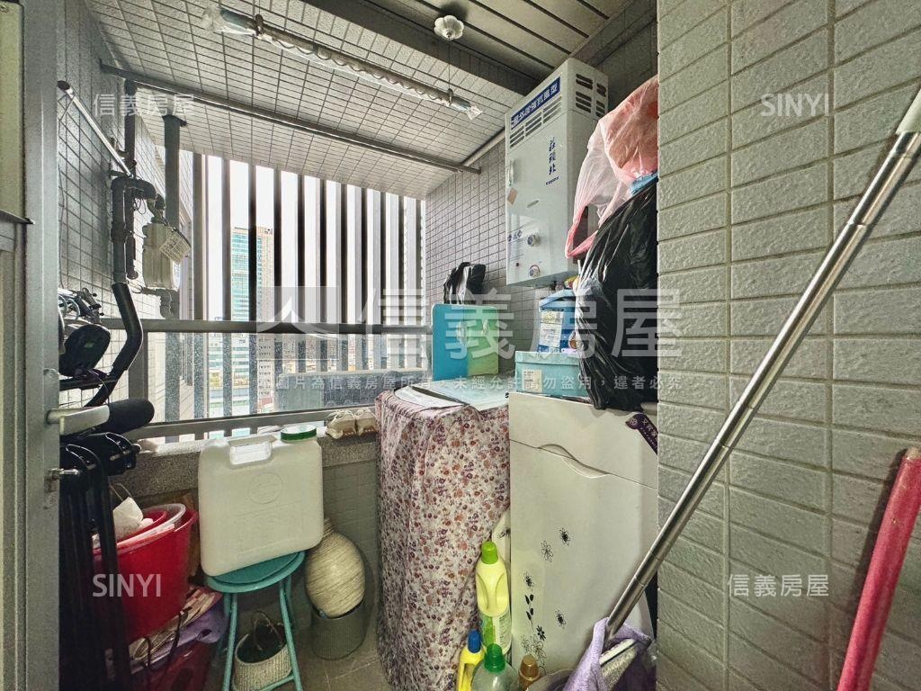 捷運旁視野三房平車溫馨宅房屋室內格局與周邊環境