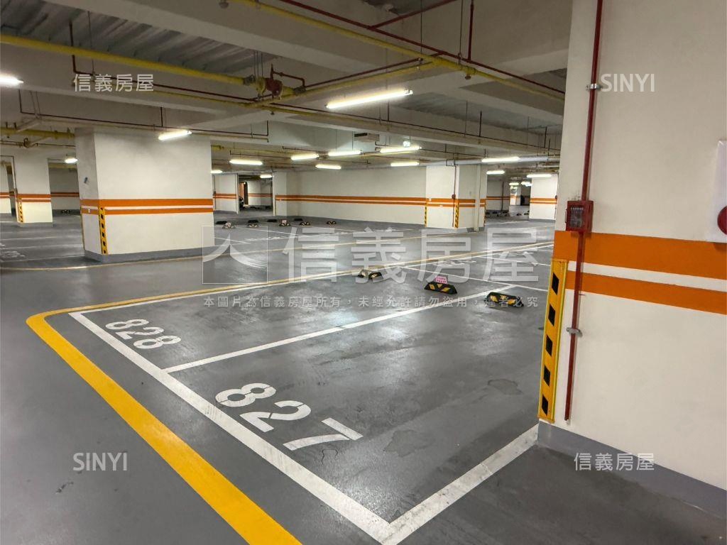 ★專任湖濱城三房平車急售房屋室內格局與周邊環境