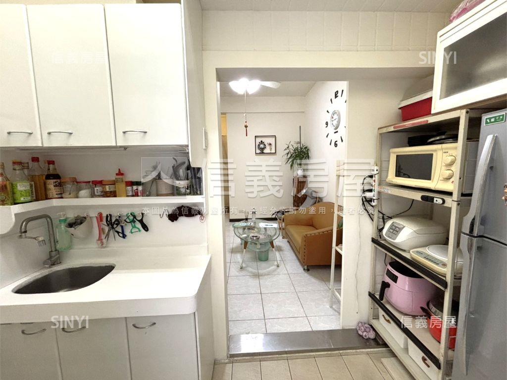 專約～觀星台北綠景庭院戶房屋室內格局與周邊環境