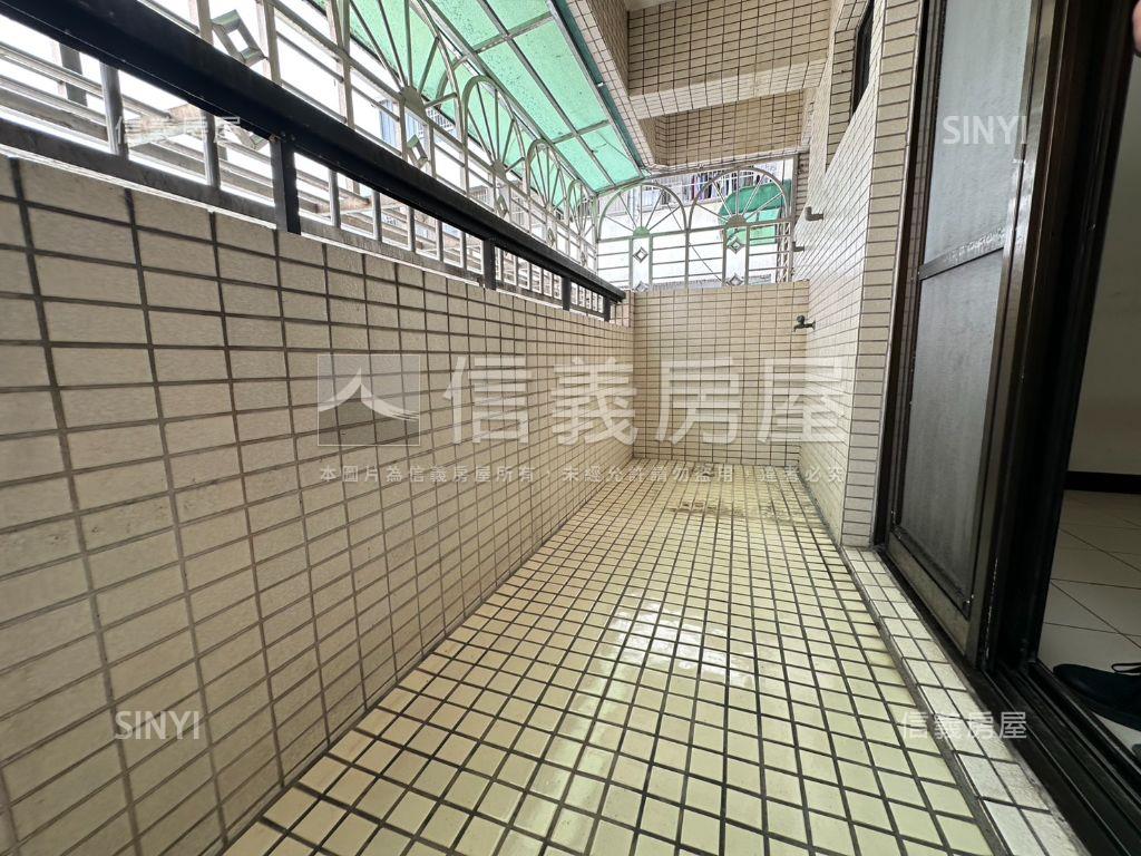未來體育園區稀有國泰３房房屋室內格局與周邊環境