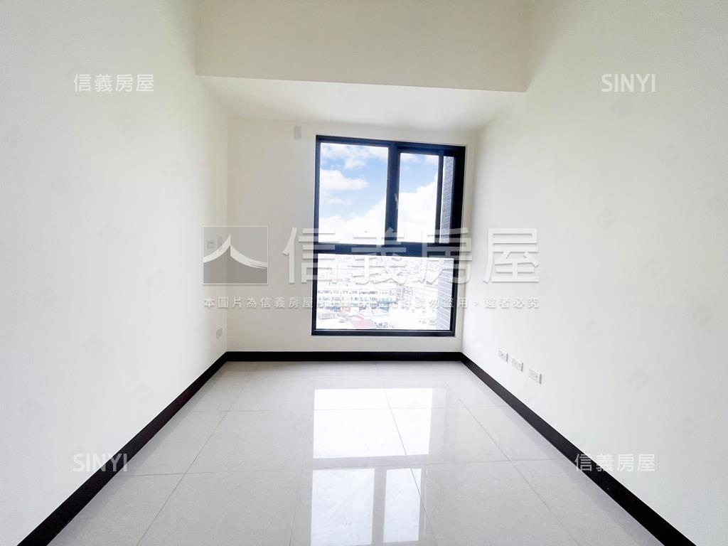 吉隆上雲全新美景三房平車房屋室內格局與周邊環境