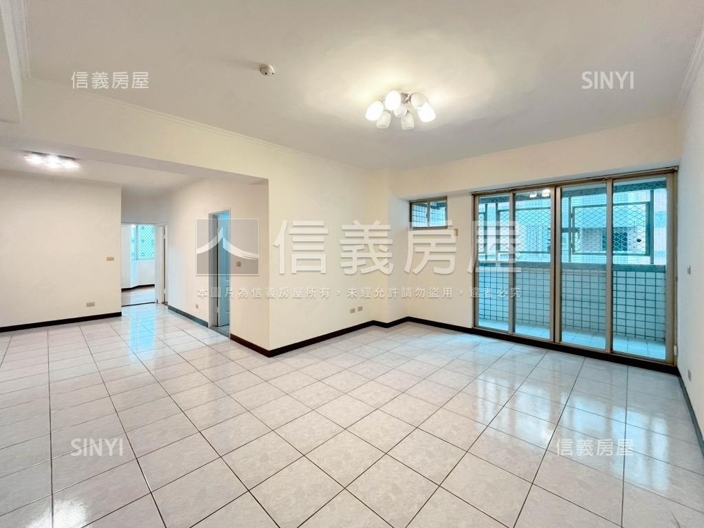 五期．利亞倫敦四房＋車位房屋室內格局與周邊環境
