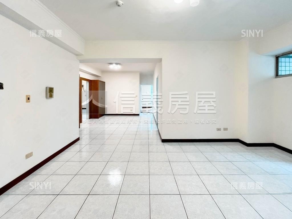五期．利亞倫敦四房＋車位房屋室內格局與周邊環境