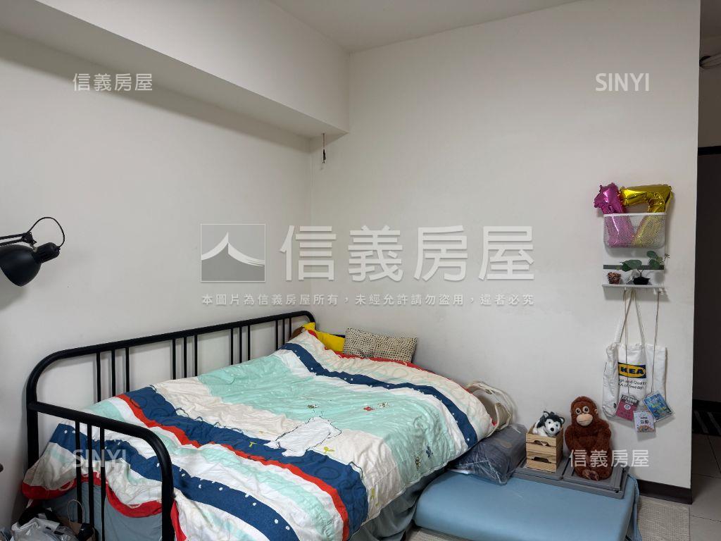 近青埔國小大三房雙車位房屋室內格局與周邊環境