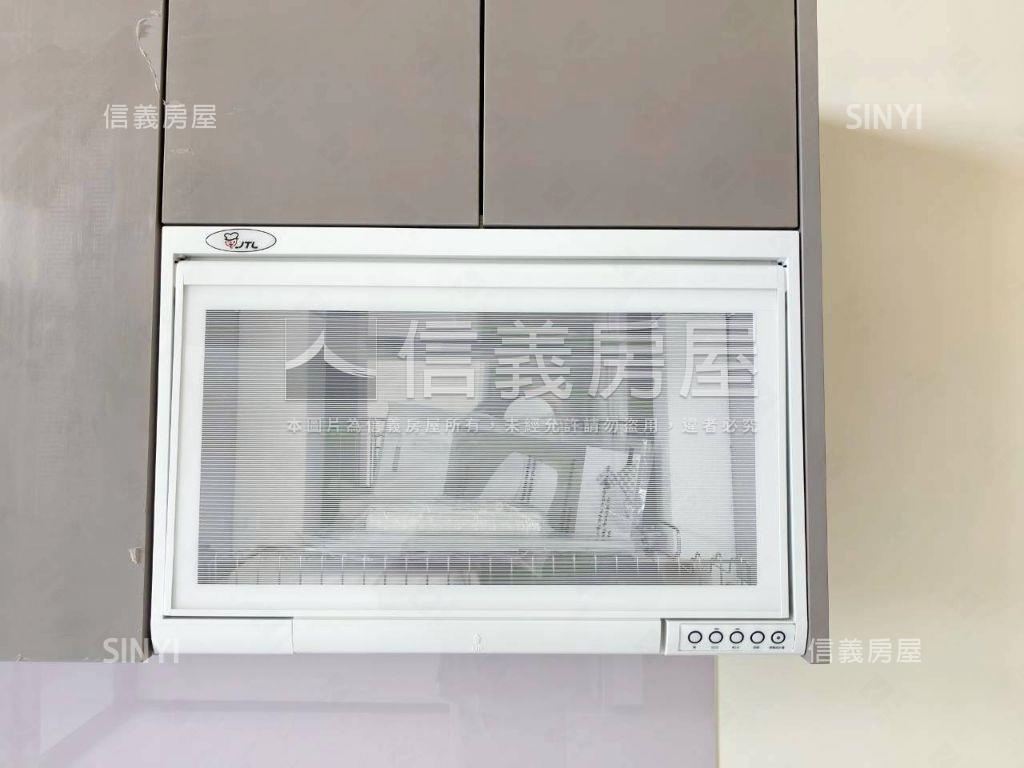 浩瀚湖濱城４樓美商辦房屋室內格局與周邊環境